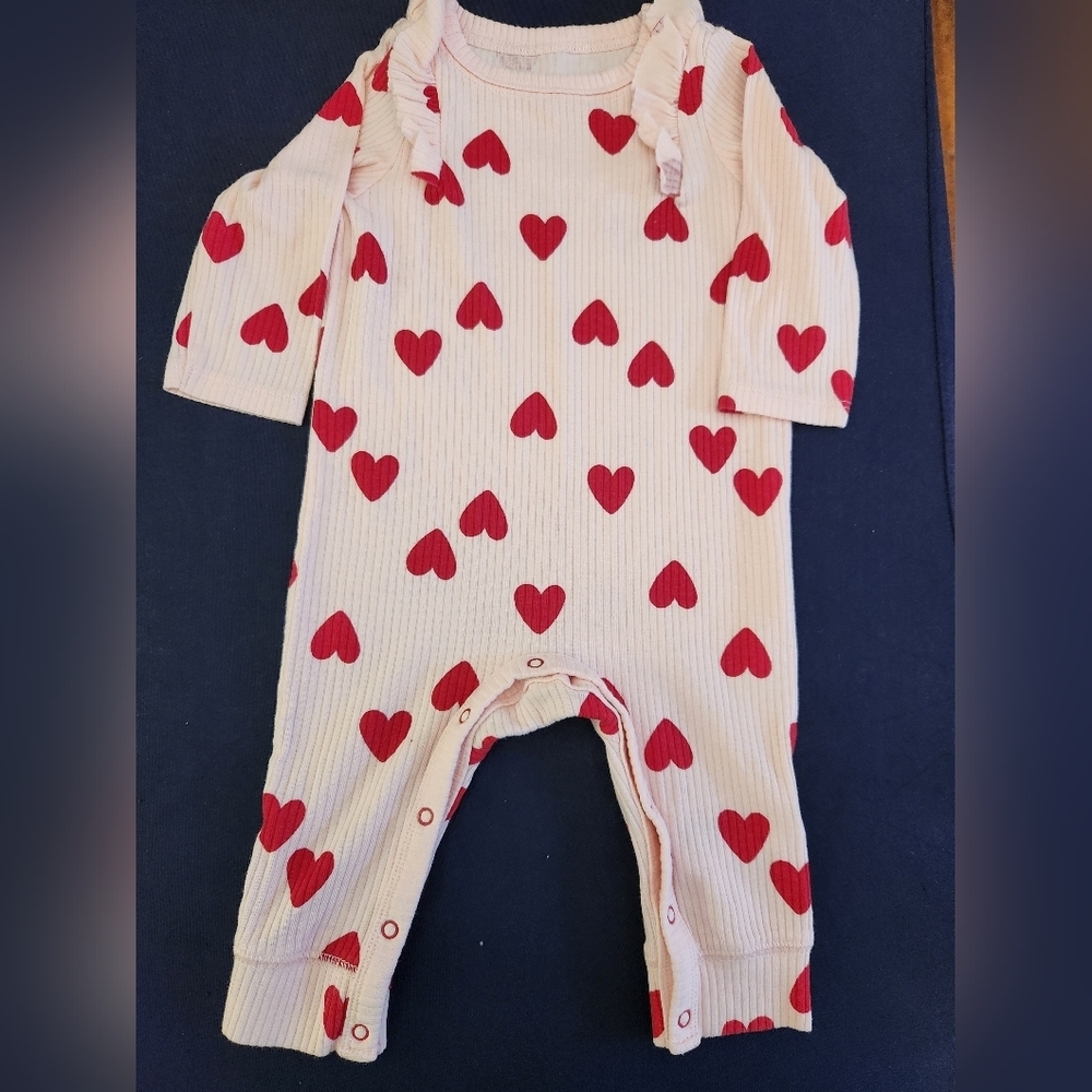 Cat&Jack Red Heart Patterned Kids One Piece, Size 3/6, NWOT